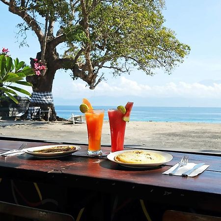Maemae Beach House Hotel Nusa Penida Exterior foto